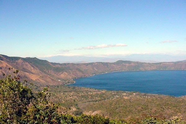Imagen de Zonificación Ambiental y los Usos del Suelo de la Cuenca del Lago de Coatepeque